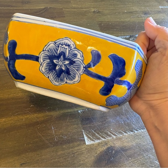 Vintage Blue Yellow Chinese Ceramic Box Jewelry Catchall Lid Trinket Lidded Bowl - Picture 6 of 11